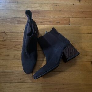 Blondo Brown Suede Waterproof Boots Size 8